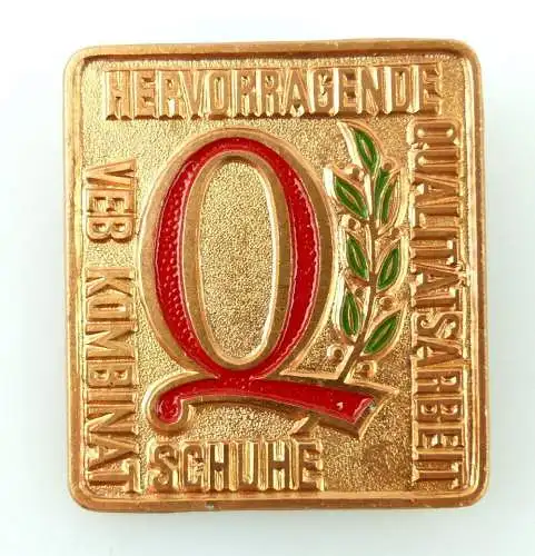 #e2184 DDR Abzeichen Für hervorragende Qualitätsarbeit VEB Kombinat Schuhe