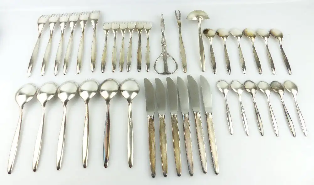 39 teiliges WMF Besteck in 90er Silberauflage e1846 7