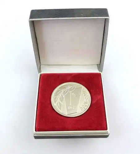 e1443 Medaille 30 Jahre Interflug Deutsche Demokratische Republik 1955 bis 1985