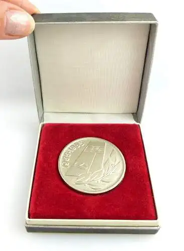 Medaille: Höher schneller weiter 30 Jahre Fortschritt BSG Weida 1951-1981 e1442