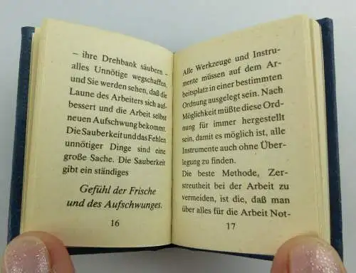 Minibuch: Wie man arbeiten muss! Verlag Junge Welt Berlin e069