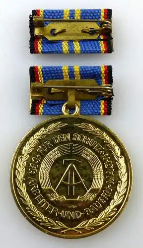 Medaille langj. Pflichterfüllung zur Stärkung der Landesverteidigung, Orden2994