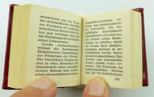 Minibuch : Programm der SED, Dietz Verlag Berlin 1982 /r608