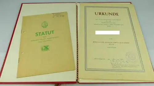 4 Urkunden: SED Ehrenurkunde 25jährige Treue, Medaille ausgezeichnete, Orden2002