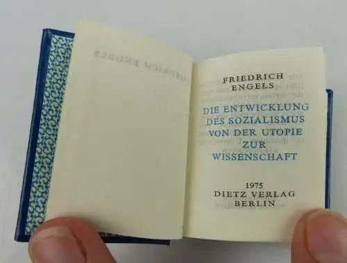 Minibuch: Die Entwicklung des Sozialismus von der Utopie zur Wissenschaft bu0995