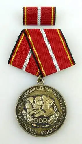 Verdienstmedaille der NVA in 900 Silber vgl Band I Nr. 146 f Punze 10, Orden1225