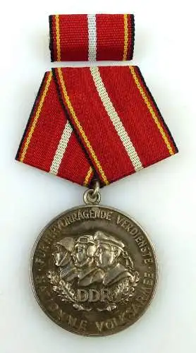 Verdienstmedaille der NVA in 900 Silber vgl Band I Nr. 146 d Punze 4, Orden1201