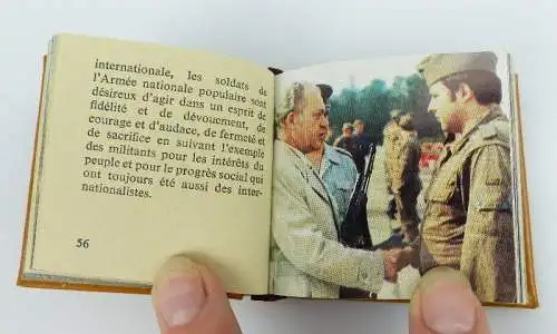 Minibuch: l`arme`e de la R.D.A. NVA der DDR auf französischer Sprache bu0780