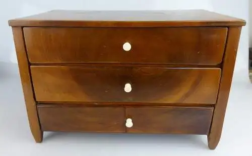 Original alter Biedermeier Modell Schrank mit 3 Schubladen Miniatur so067