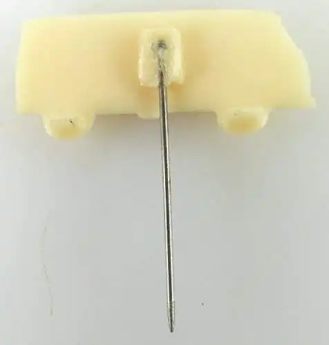 Anstecknadel Krankenwagen mit rotem Kreuz