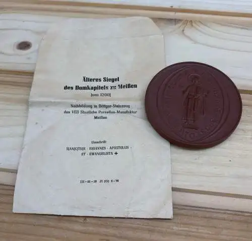 Meissen Medaille Böttcher Steinzeug älteres Siegel des Domkapitels Meissen y0132