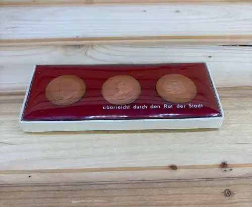 3 Medaillen Frankfurt Oder in OVP überreicht durch den Rat der Stadt y0143