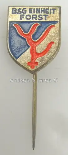 DDR Fußball Anstecknadel: BSG Einheit Forst