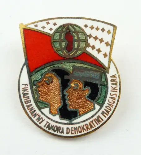 e10541 Abzeichen Gesellschaft der Madagaskar Demokraten emailliert 