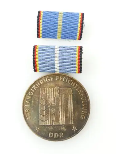 #e2459 Medaille für langjährige Pflicherfüllung, Landesverteidigung DDR 