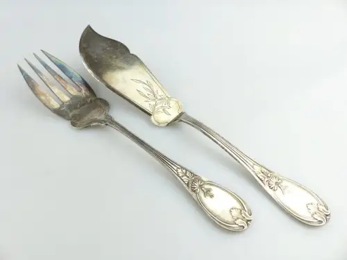 altes Fischvorlegebesteck Vorlegegabel und Vorlegemesser Silberauflage e513 
