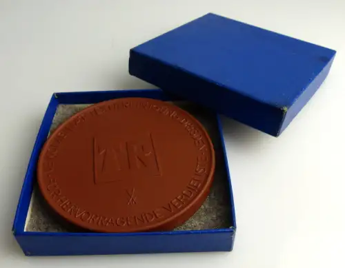 Meissen Medaille VE Kombinat Textilreinigung Dresden Für hervorragen Orden2206