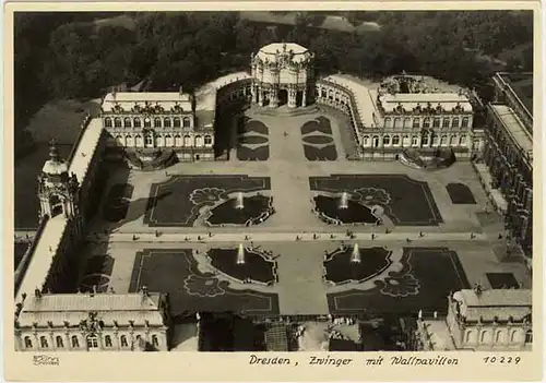 AK Sachsen Dresden Zwinger mit Wallpavillon.    (0931