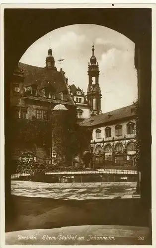 AK  Sachsen Dresden Stallhof im Johanneum   (0914