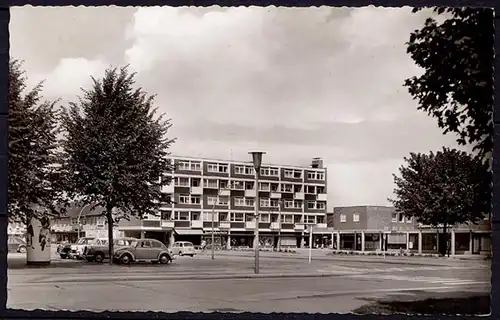 AK Salzgitter Lebenstedt Am Schölkegraben mit Oldtimer   (6984