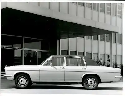 Opel Admiral Werksfoto ca. 1970