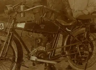 Foto 2 Zylinder Wanderer ca. 1925