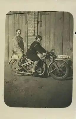 3 Fotos Opel Motoclub 1920er Jahre