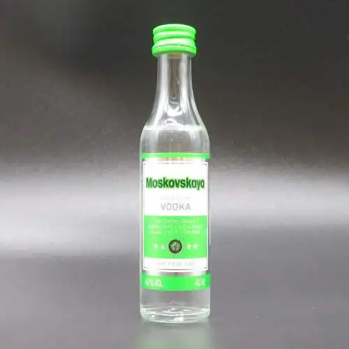 Moskovskaya Premium Vodka 0,04l. 40%vol. Miniatur alte Ausführung für Sammler.
