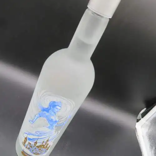 Snow Queen organic Vodka aus Kazakhstan. Für Connoisseur und Sammler..