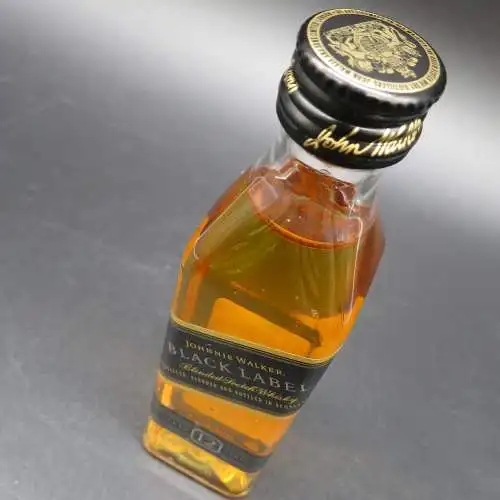 Johnnie Walker 12 Jahre Black Label Whisky Jahrgang2018 Sammler Tasting Miniatur