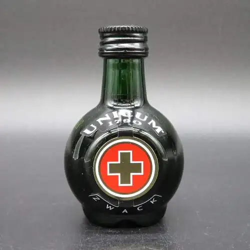 3 Zwack Unicum Kräuterlikör tasting miniatur 40ml. für Sammler und Kenner.