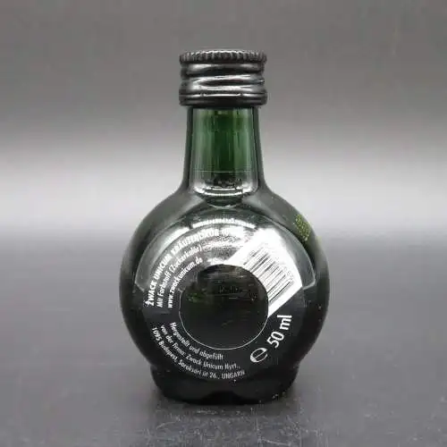 3 Zwack Unicum Kräuterlikör tasting miniatur 40ml. für Sammler und Kenner.