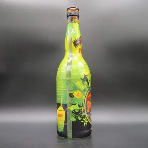 Pitú Premium do Brasil Limited Edition Cachaca aus Brasilien. 0,7l Samlerflasche