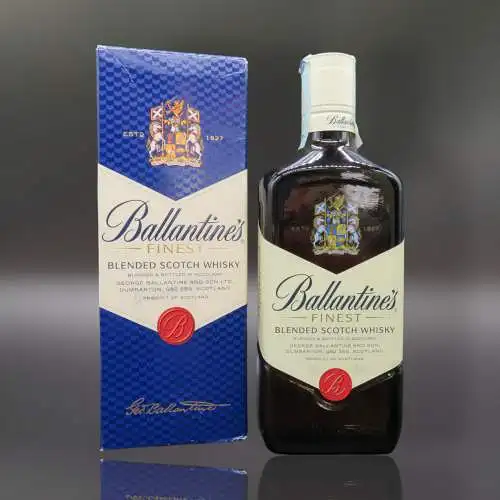 Ballantine's finest blended scotch whisky 2016 /09/21 Italien Ausführung mit Box