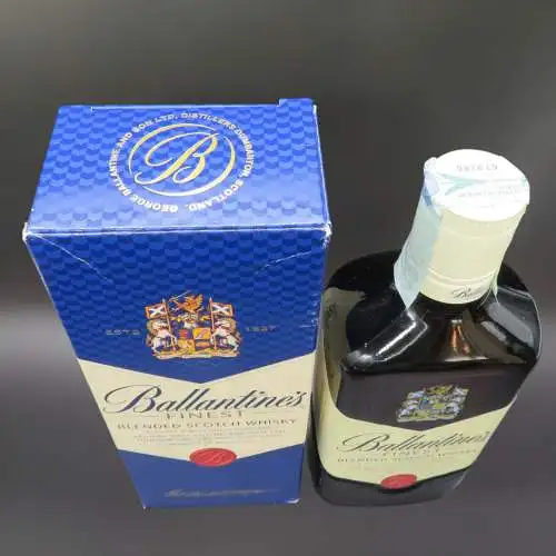 BALLANTINE'S finest blended scotch whisky 2016 /09/21 Italien Ausführung mit Box