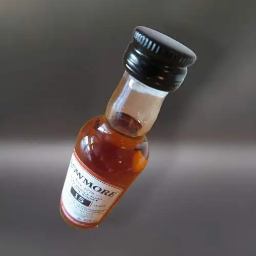 Bowmore No1 Vaults Single Malt 12 Jahre + No1+15 Jahre Miniaturen im Geschenkbox