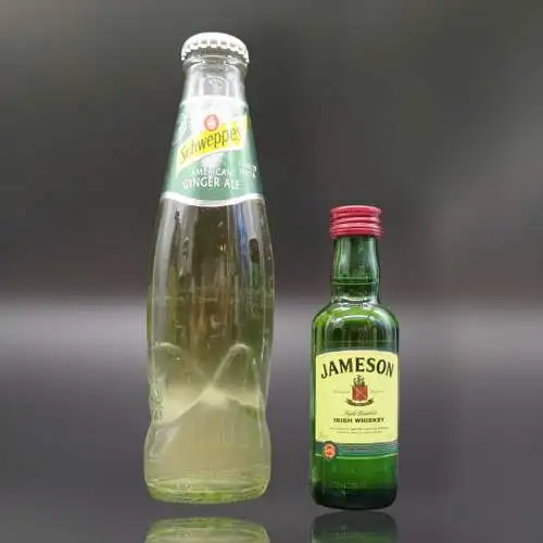 Jameson Irish Whiskey Limited Edition mini set mit Schweppes Ginger Ale im G-Box