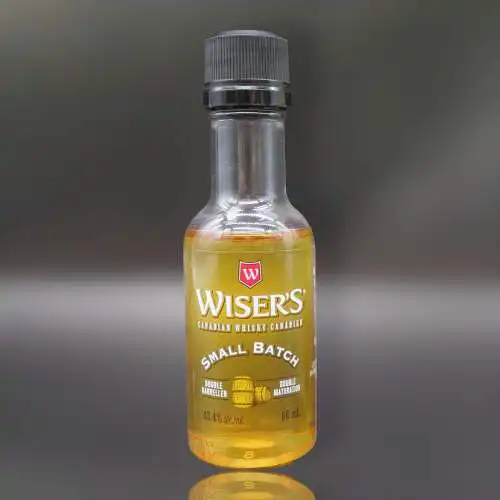 JP WISER'S Canadian Whisky small batch double barrelled/maturation  tasting mini