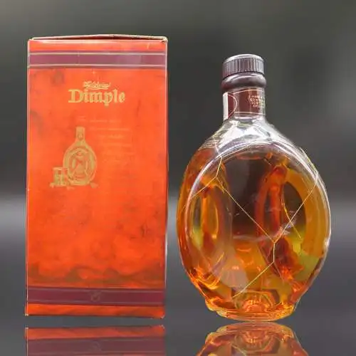 Dimple 1990s 12 Jahre Fine Old Original De Luxe Scotch Whisky mit Geschenkbox