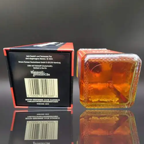 Jack Daniels Fire Tennessee Whiskey Likör mit  Limitierte Metall Sammlerdose.