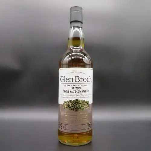 Glen Broch Speyside Single Malt Scotch Whisky 40% vol. mit Geschenkarton. 0,7l