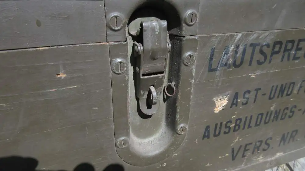  Transportkiste Holzkiste Bundeswehr für Ausbildung  Funksprechbetrieb 60-80er 5