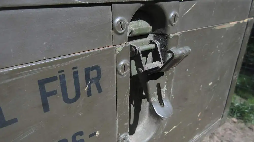  Transportkiste Holzkiste Bundeswehr für Ausbildung  Funksprechbetrieb 60-80er 6