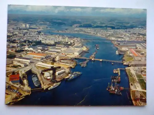 Lorient - Hafen - Luftaufnahme - Schiff Schiffe etc. - Morbihan Frankreich (ungelaufen) Ansichtskarte