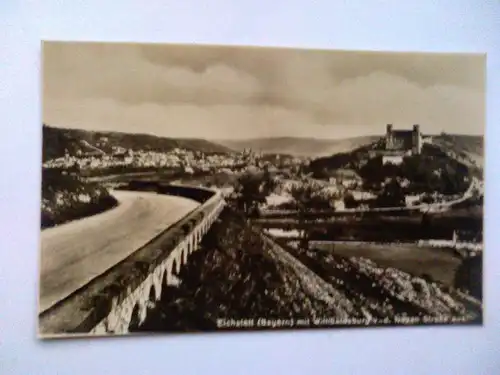 Eichstätt mit Willibaldsburg von der Neuen Straße aus - Eichstaett Bayern (ungelaufen, abgeschnittener Rand & klebte in einem Album) Ansichtskarte