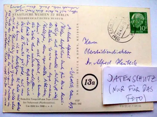 Berlin - Staatliche Museen - Tongefäß Tongefaeß (1957 gelaufen) Postkarte / Ansichtskarte