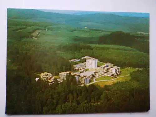 Weiskirchen - Hochwald-Sanatorium Bärenfels-Sanatorium Baerenfels-Sanatorium - Luftaufnahme - Baden-Württemberg (1981 gelaufen, Ecke bestoßen & kleines Kulikreuzchen auf der Vorderseite) Ansichtskarte