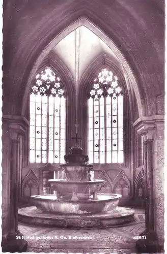 Heiligenkreuz (Niederösterreich) - Stift - Bleibrunnen - Zisterzienser-Abtei - Echte Photographie (ungelaufen) AK Ansichtskarte