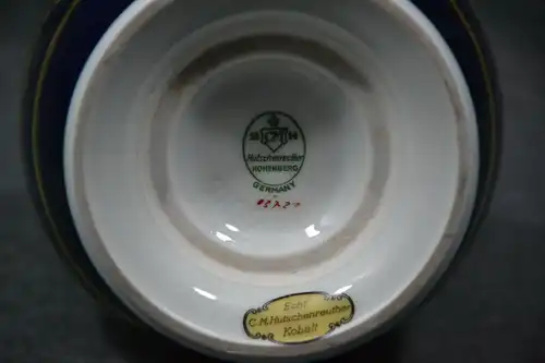 Porzellan, Vase, Hutschenreuther, dunkelblau mit Golddekor