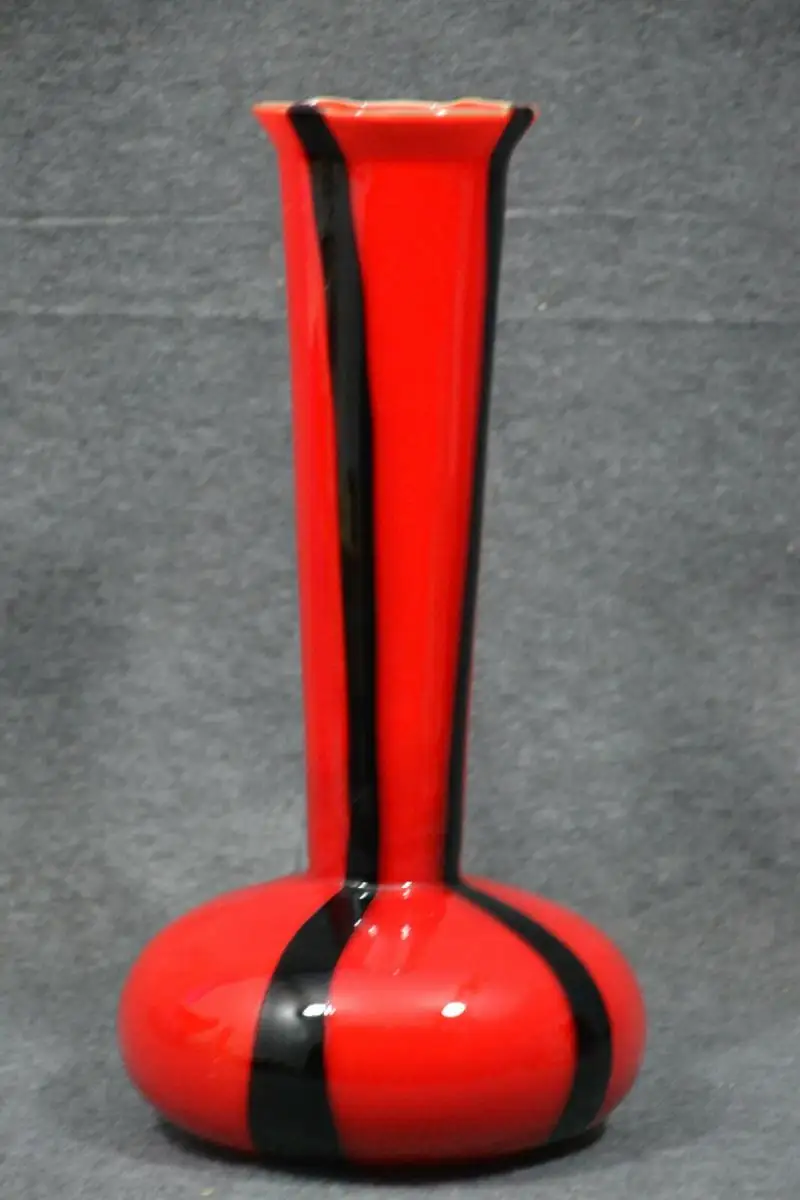 Glas, Vase, rot-schwarz, Murano mundgeblasen 2
